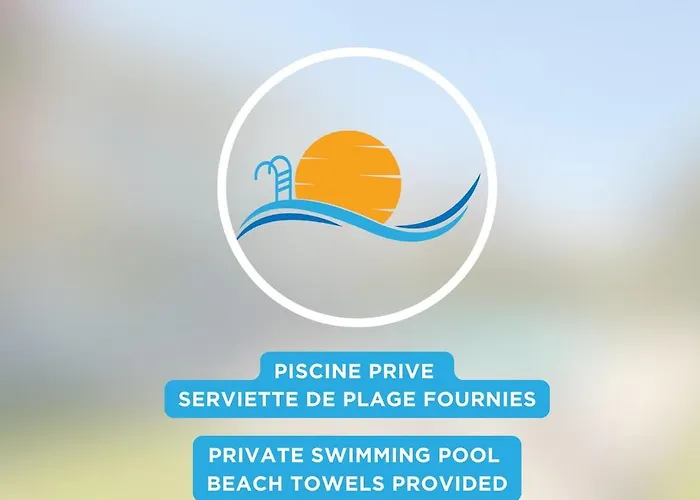 Villa Climatisée Avec Piscine Et Stationnements *